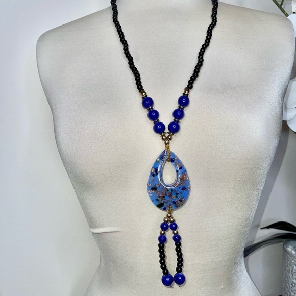 BOHEMIAN Beaded Pendant Necklace - Picture 2 of 8